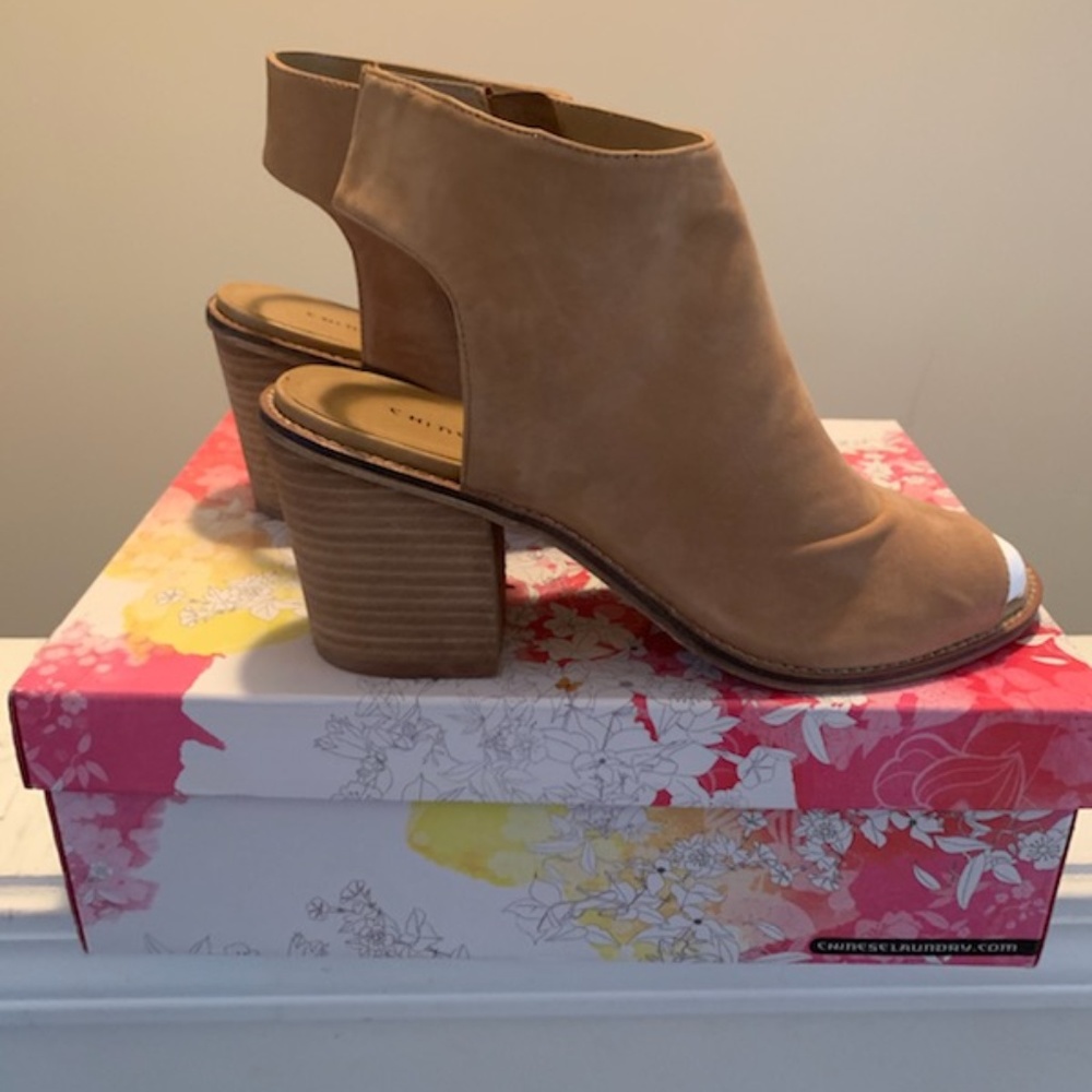 Chinese Laundry Suede Shoes